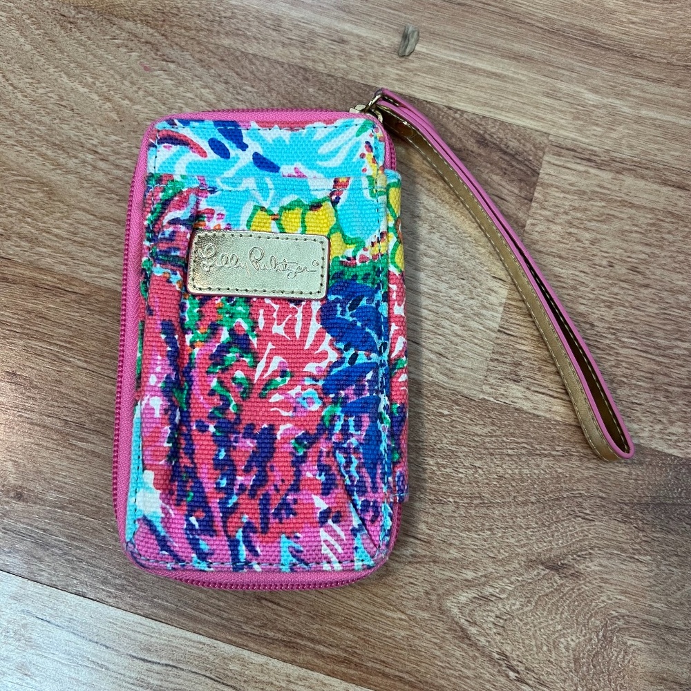 Lilly Pulitzer Colorful Pink Zip Closure Wristlet Wallet One Size